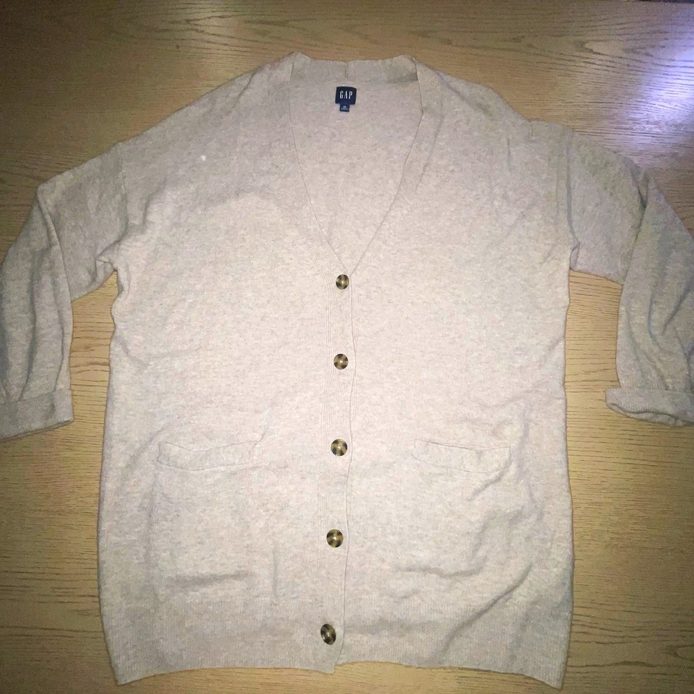 Gap Womens XL Beige Solid V-Neck Knit Button Cardigan Sweater Long Sleeve